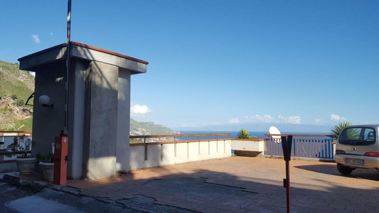 Apartmán Maison De Charme Taormina With Private Jacuzzi Exteriér fotografie